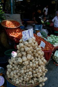 Garlic and tomatoes