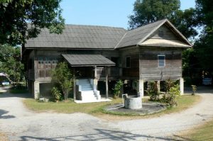 Traditional Chiang Rai wood house