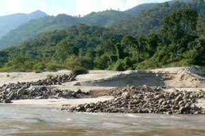 Along the river are countless erosion configurations