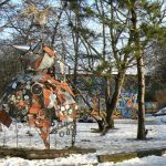 Metal sculpture (giant bird)