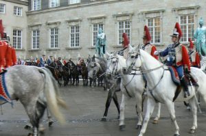 Horse guard getting ready for the Queen