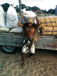 Negombo-delivering salt