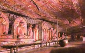 Dambulla cave Buddhist temple