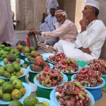 Oman - souk fruit vendors