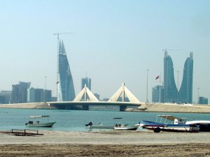 Bahrain - Manama skyline  (photo-picture4u.net)