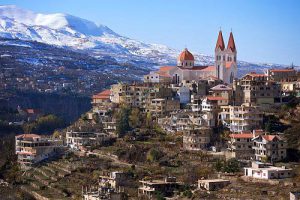Lebanon - Bcharri town  (photo-Mojotrotters.com Bianca M. Saia)