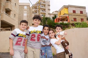 Lebanon - children in Bhamdoun town   (photo-flickriver.com)