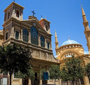 Lebanon - church and mosque in Beirut  (photo-asiaexplorers.com)