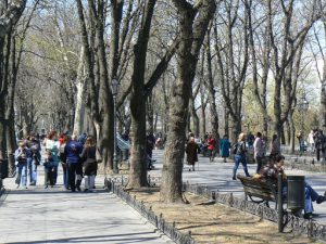 Ukraine, Odessa - Sunday walks on bul Prymorsky