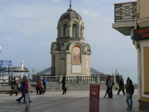 Yalta along the promenade