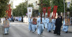 Montenegro, Podgorica: Eastern Orthodox Easter procession