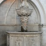 Croatia, Dubrovnik: fountain by cathedral