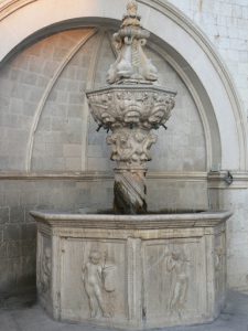 Croatia, Dubrovnik: fountain by cathedral