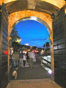 Croatia, Dubrovnik: main gate at dusk