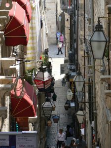 Croatia, Dubrovnik: narrow streets and many lamps