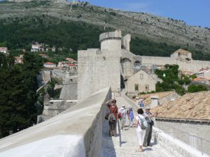 Croatia, Dubrovnik: on the walkway on top of the city