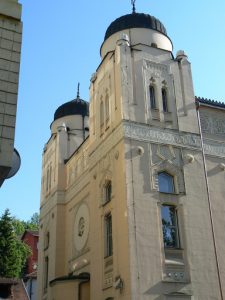Bosnia-Herzegovina, Sarajevo City: Ashkenazi Synagogue  is crowded in among other
