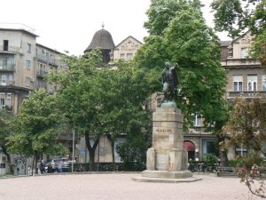 Serbia, Belgrade: many parks, many statues