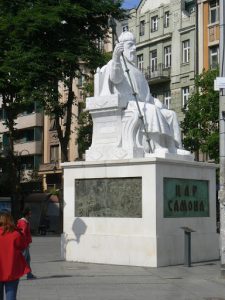 Macedonia, Skopje: Macedonia Plaza statue of Camora