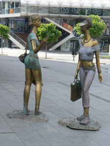 Macedonia, Skopje: stylish statues in city center