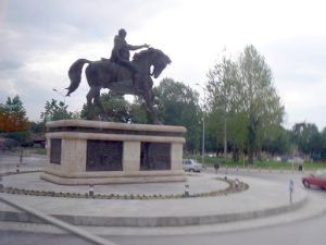 Macedonia, Skopje: equestrian statues are popular