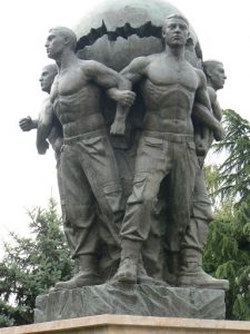 Macedonia, Skopje: united workers statue