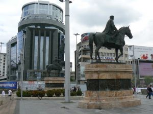 Macedonia, Skopje: Macedonia Plaza with more equestrian statues