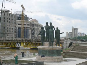 Macedonia, Skopje: Macedonia Plaza statues