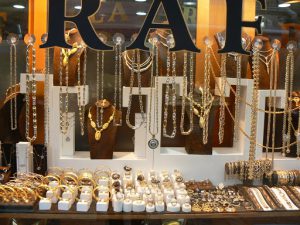 Macedonia, Skopje: many gold shops in the Carsija (Turkish bazaar)