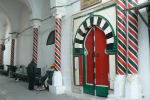 Entrance to the El-Kachachine hammam bath house