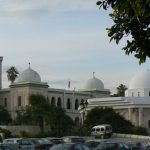 On the western edge of the medina are government buildings