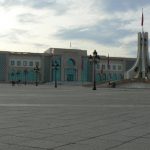 On the western edge of the medina are government buildings