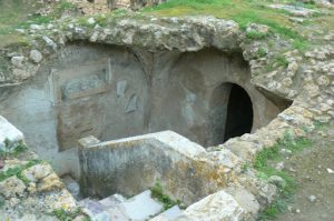 Tunisia: Carthage - tombs in the Antonine baths