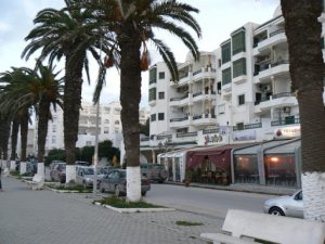 Tunisia, La Marsa - condos and cafes along the promenade