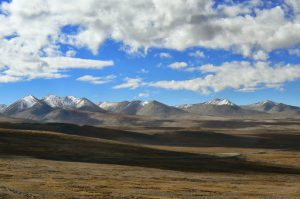 We approached the Himalayas from Lhasa driving in a southwesterly