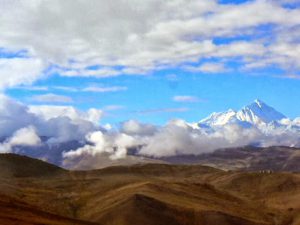 Final views of Everest.  Very well worth the long drive.