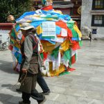 Tibet: Lhasa - pilgrims circumambulating the Jarkang Temple