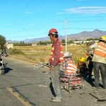 Tibet: road repair crew