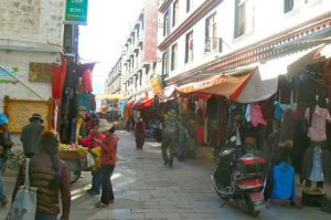 Tibet: Lhasa - Tibetan Quarter of the city  (vs new