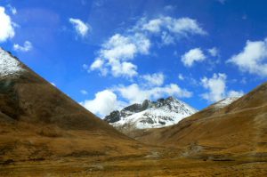 Tibet - beautiful colors and mountains.