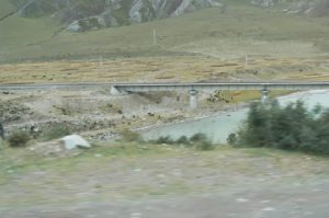 Tibet - the railroad line from Lhasa to Beijing (2400