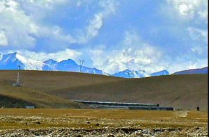 Tibet - the railroad from Lhasa to Beijing (2400 miles)