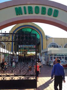 Uzbekistan - Tashkent:  the city has two huge open-air markets