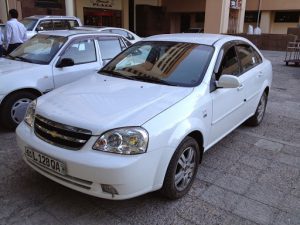 Uzbekistan - Tashkent:  the most common car in the city