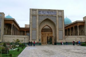 Uzbekistan - Tashkent:  entry doors to the Hazrati mosque.