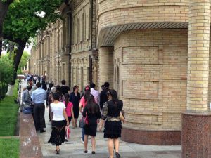 Uzbekistan: Tashkent Students coming and going from class at the Tashkent Law