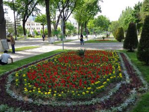 Uzbekistan: Tashkent Gardens in Independence Square park.