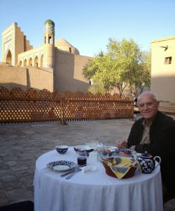 Uzbekistan: Khiva lunch at outdoor Bir Gumbaz restaurant.