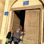 Uzbekistan: Khiva Local women entering the citadel Kunya-ark.