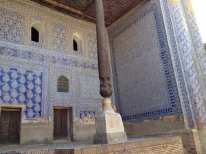 Uzbekistan: Khiva An aiwan (porch) at the Tosh Hovli Palace